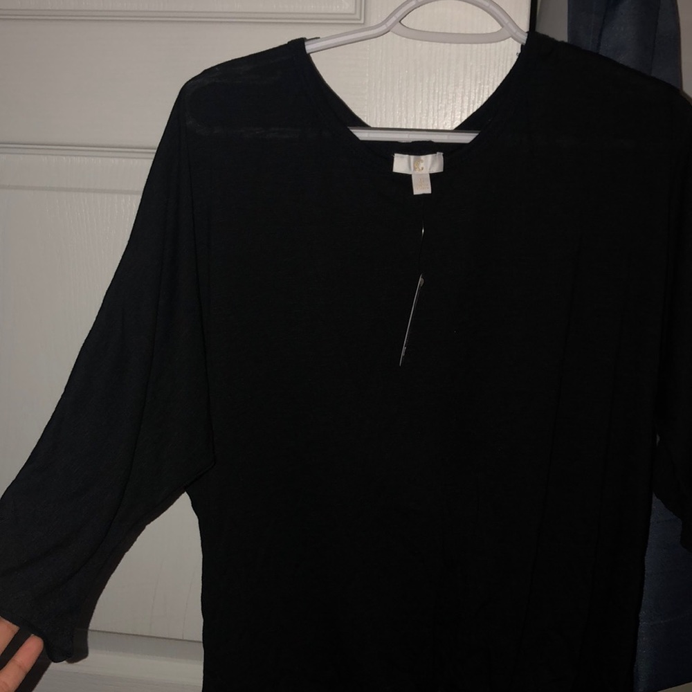 Black shirt